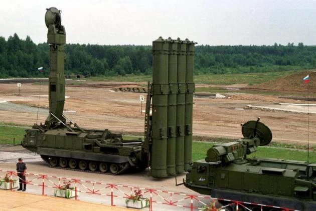 S-500: Ξεκινά η παραγωγή του εξολοθρευτή των F-22 και F-35 (βίντεο)